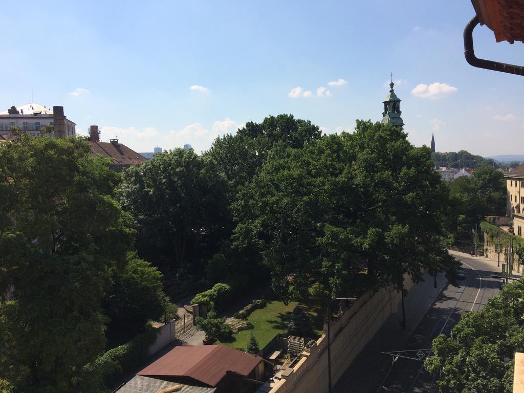 Charles Square Hostel Praha Bagian luar foto