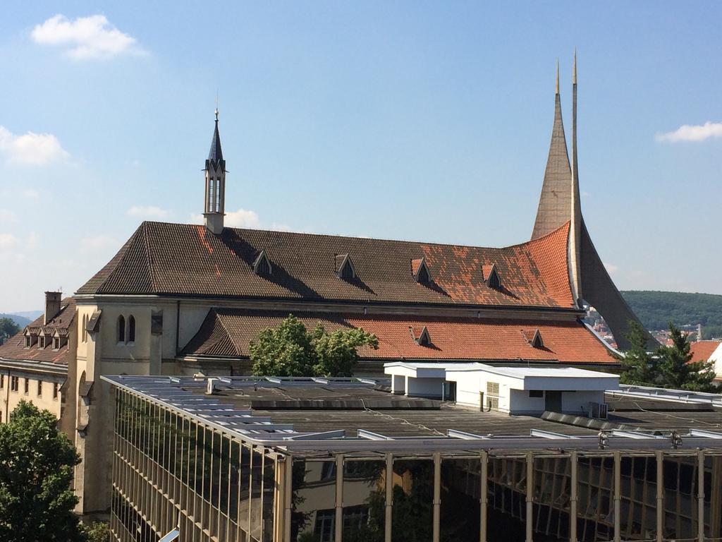 Charles Square Hostel Praha Bagian luar foto