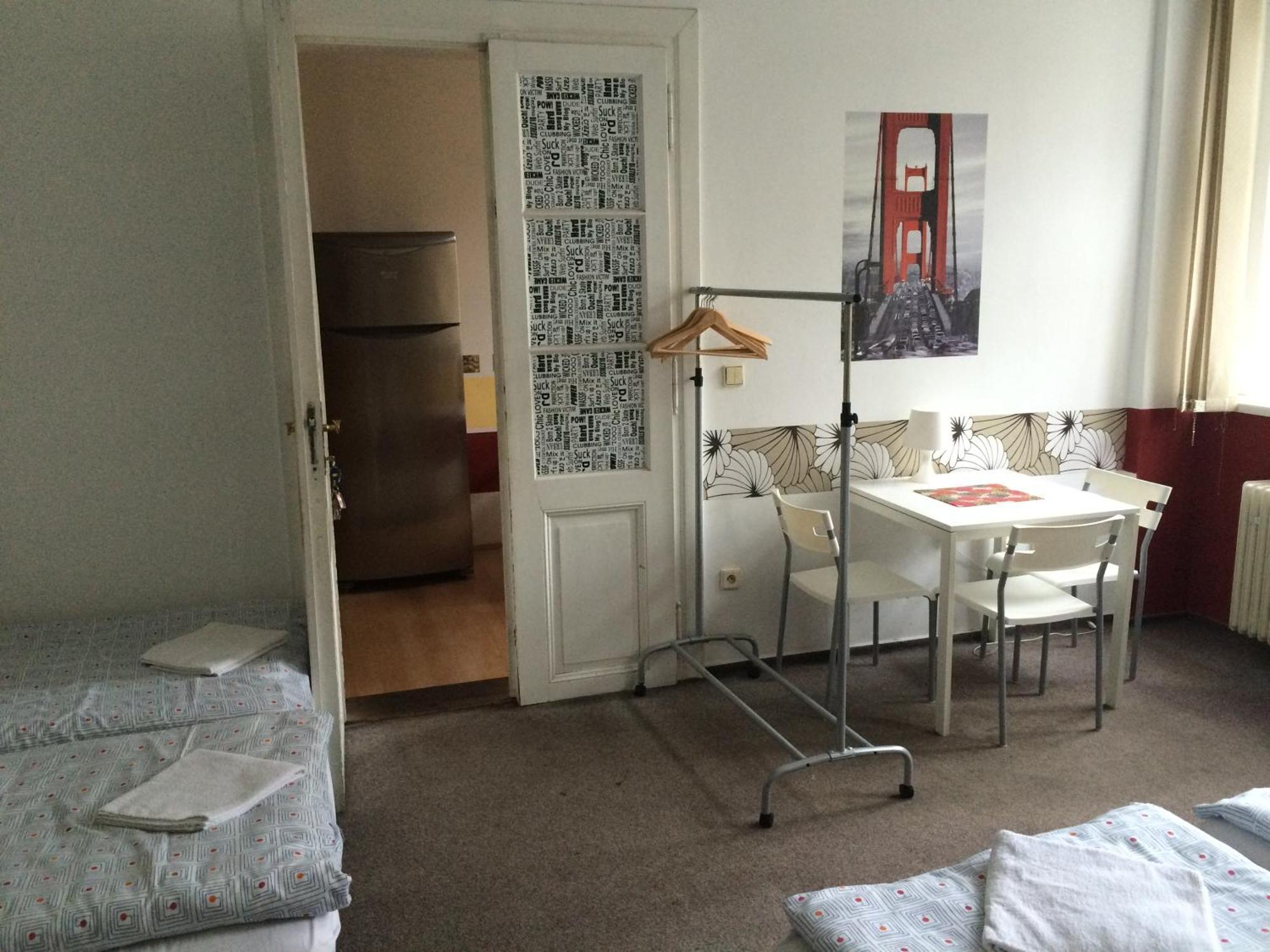 Charles Square Hostel Praha Ruang foto